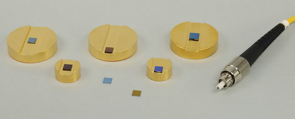 飽合吸收鏡的封裝方式